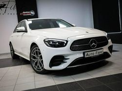 Biały Używany 2020 Mercedes E220 AMG line Sedan/Limuzyna | 156 900 zł (Dość drogi)