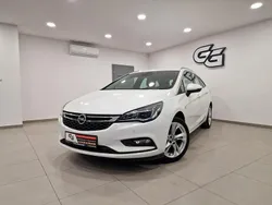 Biały Używany 2017 Opel Astra Sedan/Limuzyna | 48 900 zł (Drogi)