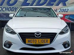 Biały Używany 2016 Mazda 3 Hatchback | 33 500 zł (Uczciwa cena)