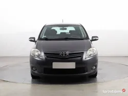 Szary Używany 2010 Toyota Auris Hatchback | 20 799 zł (Dobra cena)