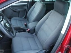 Bordowy Używany 2005 VW Touran Trendline Minivan | 12 900 zł (Dość drogi)