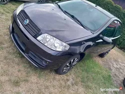 Czarny Używany 2004 Fiat Punto Hatchback | 2300 zł (Dobra cena)