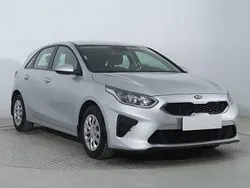 Srebrny Używany 2020 Kia Ceed 2 Hatchback | 47 999 zł (Uczciwa cena)