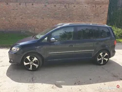 Używany 2010 VW Touran Minivan | 24 500 zł