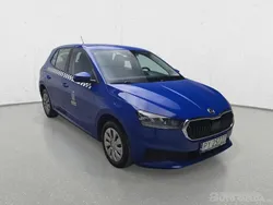 Niebieski Używany 2023 Skoda Fabia Hatchback | 37 761 zł (Uczciwa cena)