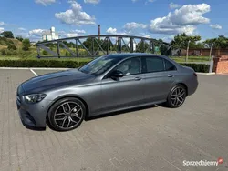 Używany 2021 Mercedes E400 AMG | 209 000 zł