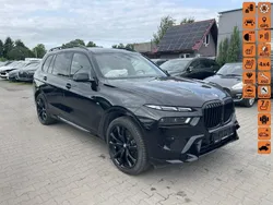 Czarny (metalik) Używany 2024 BMW X7 SUV | 269 900 zł