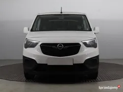 Biały Używany 2021 Opel Combo Minivan | 44 999 zł (Dobra cena)