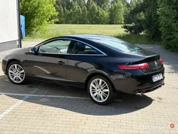 Czarny Używany 2008 Renault Laguna Coupé Coupe | 13 900 zł