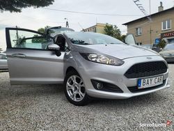 Srebrny (metalik) Używany 2016 Ford Fiesta Hatchback | 29 900 zł (Uczciwa cena)