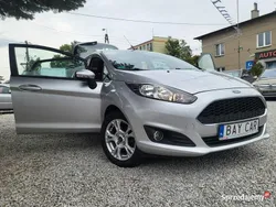 Srebrny (metalik) Używany 2016 Ford Fiesta Hatchback | 29 900 zł (Uczciwa cena)