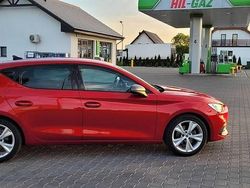 Czerwony Używany 2021 Seat Leon Hatchback | 85 600 zł (Drogi)