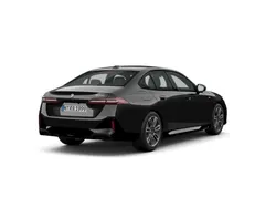 Czarny szafir metalizowany Używany 2024 BMW 520 Comfort Edition Sedan/Limuzyna | 244 900 zł (Super Cena)