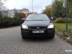 Niebieski Używany 2006 Ford Focus Hatchback | 3570 zł (Uczciwa cena)