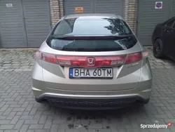 Złoty Używany 2007 Honda Civic Hatchback | 13 000 zł (Dobra cena)