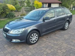 Szary Używany 2011 Skoda Octavia Kombi | 9900 zł (Dobra cena)