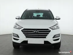 Biały Używany 2019 Hyundai Tucson SUV | 75 999 zł (Uczciwa cena)