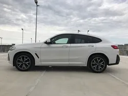 Biały Używany 2023 BMW X4 M Sport SUV | 149 900 zł (Super Cena)