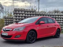 Używany 2011 Opel Astra | 13 900 zł (Dość drogi)