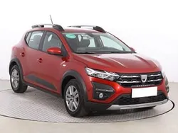 Czerwony Używany 2021 Dacia Sandero Hatchback | 53 499 zł (Dość drogi)
