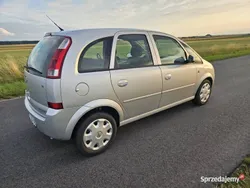 Srebrny Używany 2005 Opel Meriva Minivan | 4600 zł (Dobra cena)