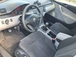 Używany 2005 VW Passat Sedan/Limuzyna | 13 500 zł (Dość drogi)