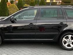 Czarny Używany 2013 Skoda Octavia Kombi | 18 900 zł (Dobra cena)