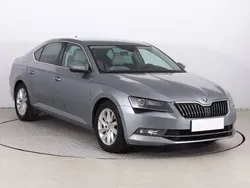 Szary Używany 2017 Skoda Superb Kombi | 54 999 zł (Uczciwa cena)