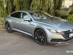Srebrny Używany 2017 VW Arteon Elegance Hatchback | 100 000 zł (Uczciwa cena)