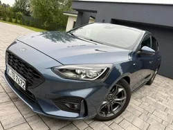 Inny (metalik) Używany 2021 Ford Focus ST-Line Hatchback | 64 999 zł (Uczciwa cena)