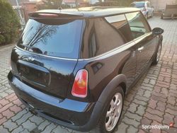 Czarny Używany 2003 Mini Cooper S Coupé Coupe | 9100 zł