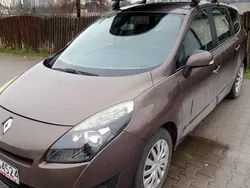 Brązowy Używany 2010 Renault Grand Scénic III Minivan | 24 000 zł (Drogi)