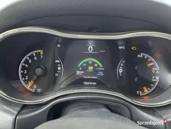 Srebrny Używany 2015 Jeep Grand Cherokee SUV | 69 000 zł (Super Cena)