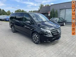 Czarny (metalik) Używany 2024 Mercedes Vito Minivan | 149 900 zł