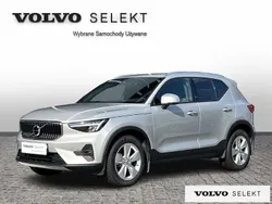 Srebrny Używany 2024 Volvo XC40 SUV | 155 000 zł (Dobra cena)