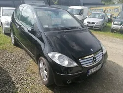 Czarny Używany 2004 Mercedes A160 | 8300 zł