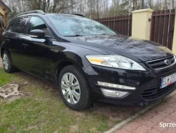 Czarny Używany 2011 Ford Mondeo Kombi | 21 900 zł (Uczciwa cena)