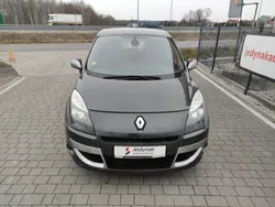 Czarny Używany 2011 Renault Scénic III Minivan | 18 800 zł (Uczciwa cena)