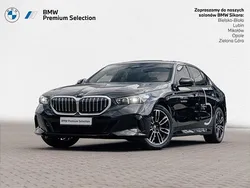 Szary sophisto z brylantowym połyskiem metalizowany Używany 2025 BMW 520 Comfort Edition Sedan/Limuzyna | 257 900 zł (Dobra cena)