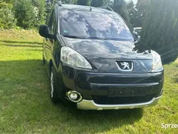 Czarny Używany 2010 Peugeot Partner Minivan | 27 300 zł (Dość drogi)