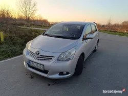 Używany 2011 Toyota Verso Minivan | 28 100 zł (Dobra cena)