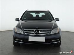 Szary Używany 2011 Mercedes C180 Kombi | 29 949 zł (Uczciwa cena)