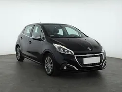 Niebieski Używany 2018 Peugeot 208 Hatchback | 30 999 zł (Dobra cena)