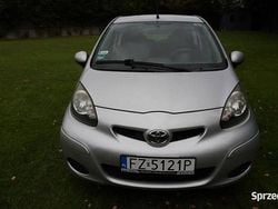 Srebrny Używany 2010 Toyota Aygo Hatchback | 9999 zł (Dobra cena)
