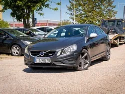 Szary Używany 2021 Volvo S60 R-Design Sedan/Limuzyna | 44 900 zł