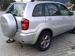 Srebrny Używany 2004 Toyota RAV4 SUV | 12 900 zł (Dobra cena)