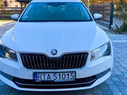 Biały Używany 2015 Skoda Superb Style Sedan/Limuzyna | 49 900 zł (Dość drogi)