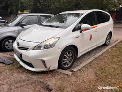 Biały Używany 2013 Toyota Prius+ Plus Minivan | 26 800 zł