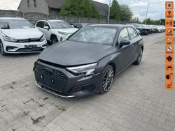 Biały (metalik, perła) Używany 2022 Audi A3 Hatchback | 67 900 zł