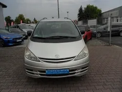 Srebrny Używany 2003 Toyota Previa Minivan | 13 900 zł